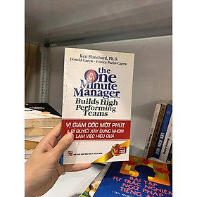 Vị Giám Đốc Một Phút