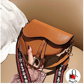 MỚI TÚI YÊN NGỰA MẪU MỚI HỌA TIẾT SANG CHẢNH HIỆN ĐẠI E239