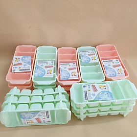 Mua Khay làm đá 5 viên  6 viên loại to- 1 đổi 1 trong 1 năm