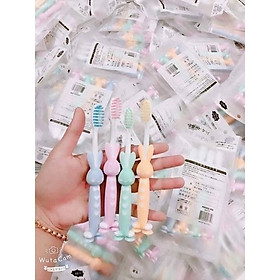 Mua Set 4 bàn chải đánh răng cho bé siêu cute