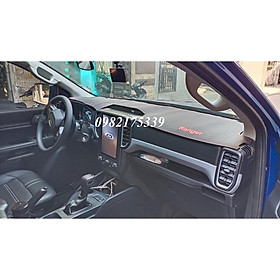 Thảm taplo Ranger 2023 da vân cabon cao cấp