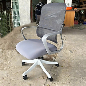 Ghế phòng họp màu xám CM4550-2M Nội thất Capta Ghế văn phòng tiếp khách chân quỳ khung nhựa xám lưng lưới nệm lưới vải xám tay nhựa office chair hcm