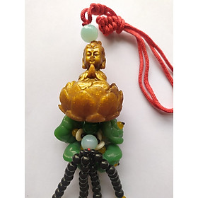 Khánh ngọc treo xe ô tô - Phong thủy