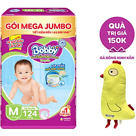 Tã Quần Bobby - Đệm Lưng Thấm Mồ Hôi M124 (124 Miếng) - Tặng 1 Gà Bông Xinh Xắn