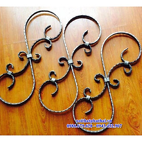 Mua Con tiện cầu thang  ban công sắt nghệ thuật