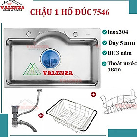 Mua Chậu rửa bát inox304 bán nguyệt ĐÚC dày 5li chống xước 7546 Valenza kiểu dáng Hàn Quốc kèm khay inox  rổ lỗ  bộ xả 18cm-Hàng chính hãng