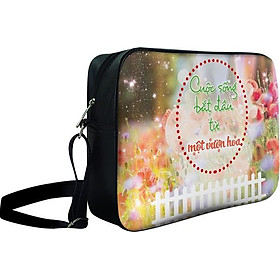 Túi Đeo Chéo Hộp Unisex Cuộc Sống Bắt Đầu Từ Một Vườn Hoa - TCGI012