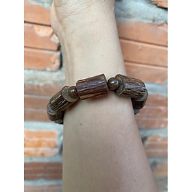 Vòng tay TRẦM HƯƠNG TRUC TỰ NHIÊN nguyên khối