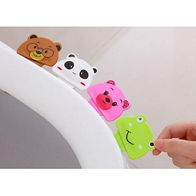 Mua Que Kẹp Nắp Bồn Vệ Sinh Nhiều Màu