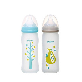 【Pigeon】Bình sữa thủy tinh miệng rộng tráng silicone 240ml (2 loại)