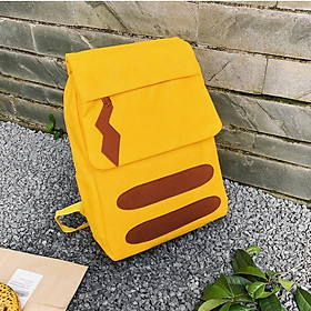 Balo học sinh thời trang kiểu dáng hình Pi-Ka-Chu M1643 tặng kèm 2 nút bảo vệ đầu sạc điện thoại