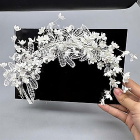 Băng đô cài tóc cô dâu ren trắng đính hoa linh lan nhỏ