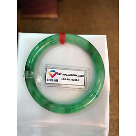CHIẾC VÒNG NỮ LÝ VÂN A SỊN 49MM KÈM GIẤY KIỂM ĐỊNH LIULAB No 722674 CHẤT LIỆU 100% ĐÁ CẨM THẠCH THIÊN NHIÊN MÀU XANH LÝ VÂN TƯƠI ĐẸP NỮ 45KG-51KG ĐEO SANG TAY Ạ