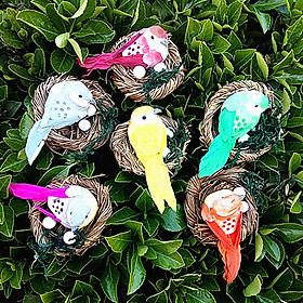 Creative Garden Sculpture Lawn Ornament Feather Foam Bird in Nest with Eggs