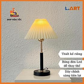 Mua Đèn ngủ để bàn trang trí kim loại trắng vàng vintage chao xếp ly DBK001