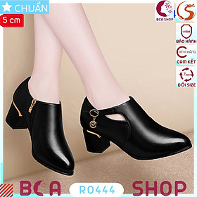 Giày bốt nữ cổ thấp màu đen 5p RO444 ROSATA tại BCASHOP dây kéo phía má trong, khoét cổ chân rất độc đáo và thời trang - 39