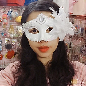 Mặt Nạ Dạ Hội Hoá Trang Bằng Lông Vũ Có Đính Đá Ảnh Thật Shop Chụp