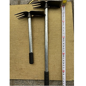 Mua Cuốc cào xới đất có cán 50cm