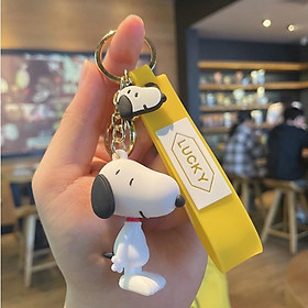 Móc chìa khóa ô tô phim hoạt hình chú chó Snoopy PVC loại tốt