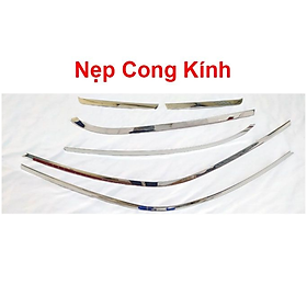 Viền cong kính, Nẹp chân kính inox xe Toyota Raize 2021 2022 2023 Hàng inox cao cấp