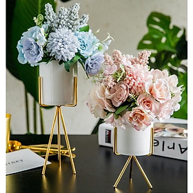 Hình ảnh Bình hoa lụa đẹp trang trí bàn phòng khách, kệ tủ, nhà hàng siêu đẹp thiết kế giá đỡ mạ vàng độc đáo MD-02