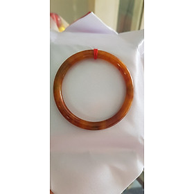 Vòng tay nữ đá Cẩm thạch Vàng đậm Vân vân bóng đẹp lạ Ni 50mm x cọng 6mm Nữ Thổ mệnh Kim 49kg - 53kg đeo Món quà tặng ý nghĩa dành cho các chị em đeo vòng tay Ni 50mm ạ