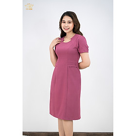 Đầm dáng suông thiết kế phù hợp trung niên và công sở - Eo xếp li, cổ tròn tầng CV- TTV630