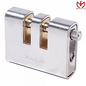 Khóa cầu ngang Master Lock 685 EURD thân bọc thép rộng 90mm - MSOFT