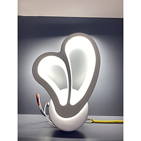 Đèn trang trí gắn tường hình cánh bướm 3 chế độ ánh sáng hiện đại