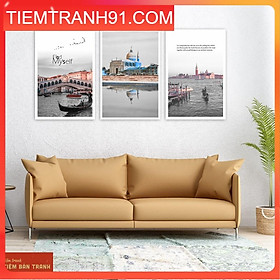 Tranh treo tường - Bộ 3 bức canvas hiện đại 01
Giảm 20% khi mua từ 3 bức , tranh canvas giá rẻ