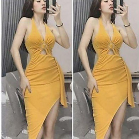 Đầm cổ yếm khoét hở ngực bèo rũ sexy