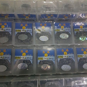 Hộp lưỡi câu tháp vàng xanh