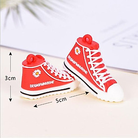 Móc khóa hình chiếc giày sneaker đơn giản, xinh xắn (chỉ 1 bên chân trái nha khách !)