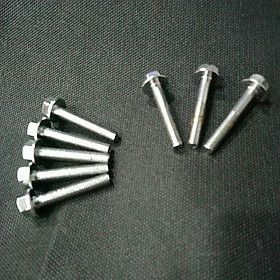 Bu lông nắp quý lát GN125
