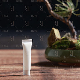 Tuýp chiết mỹ phẩm tròn Rabbit Lab nắp vặn tròn màu trắng sữa 10gr