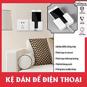Kệ Dán Tường Để Remote Đồ Dùng Giá Đỡ Sạc Điện Thoại Có Móc Treo Giữ Dây Điện - Giao Màu Ngẫu Nhiên