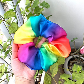 Cột tóc vải scrunchies màu cầu vòng