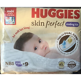 Hình ảnh Dùng Kèm Tã Vải Tam Giác - Mẫu mới tặng thêm 9 Miếng- Miếng Lót Sơ Sinh Huggies NB1 108 miếng - Cho Bé Dưới 5kg - HSD luôn mới