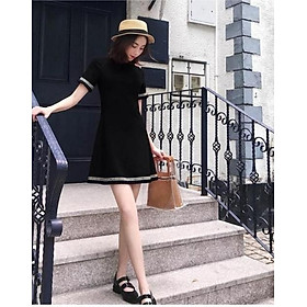 Váy len họa tiết thổ cẩm
