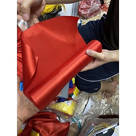 Mua vải đỏ cắt băng khai trương  cắt băng khánh thành theo mét dài