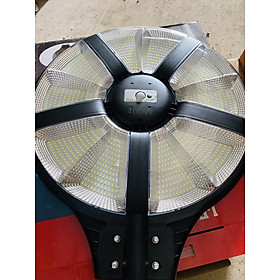 Mua Đèn năng lượng mặt trời hình đĩa bay UFO 5 khoang đèn