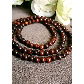 Chuỗi vòng tay 108 hạt gỗ sưa đỏ loại 8-10 ly nam nữ đều đeo đẹp