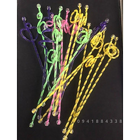 Mua Que Khuấy Sinh Tố 10 chiếc