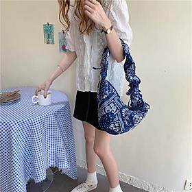 TÚI XÁCH ĐEO CHÉO IN HOẠ TIẾT BANDANA