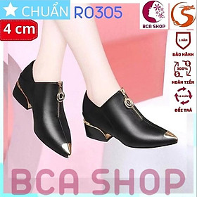 Giày bốt nữ cổ ngắn 4p RO305 ROSATA tai BCASHOP dây kéo phía trước, mũi giày và đế có gắn kim loại cách điệu - màu đen