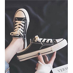 Giày thể thao buộc dây hở gót C06