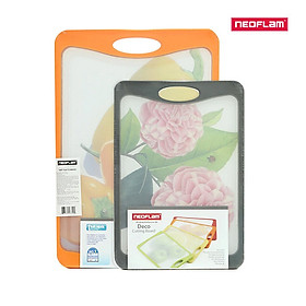 Mua  Hàng chính hãng  Bộ đôi thớt sạch Neoflam Deco M - S. Thớt được đúc bằng nhựa PP đảm bảo an toàn vệ sinh thực phẩm  mặt hoa văn thâm mỹ