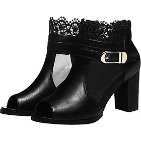Giày Boot Phối Ren Hoa Nữ Tính - Đen