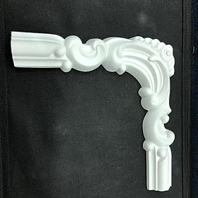 Phù điêu nhựa nối góc với chỉ nhựa bản rộng 4cm/C màu trắng