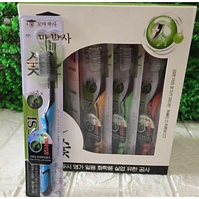 Mua Bán cả hộp 30 bàn chải đánh răng bossi